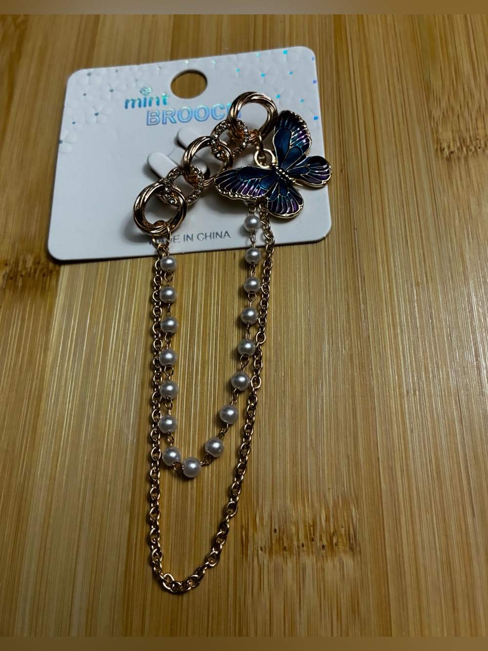 Mint Brooch Gold with Pearl Accents & Blue/Purple Butterfly